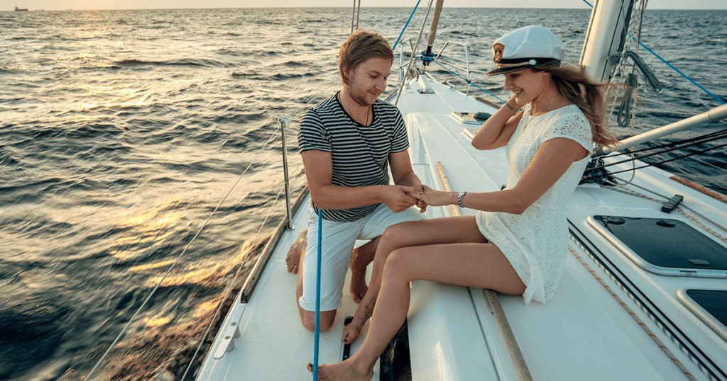 Marriage Proposals On Boat