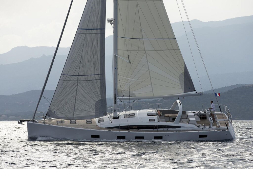 Jeanneau Yacht 64